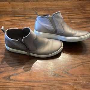 ECCO Soft Classic Ankle Zip Bootie with athletic sole